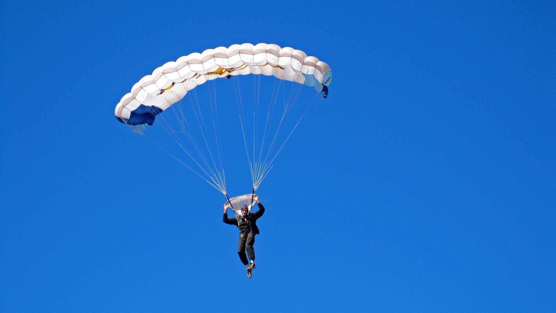 “法甲火药味十足，豪门实力角逐冠军”，法甲十大球星